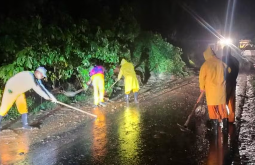 Morro São Lourenço, em Angra dos Reis, após deslizamento