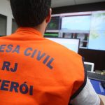 Defesa Civil de Niterói abre seleção para 20 vagas temporárias com salários de R$ 5 mil