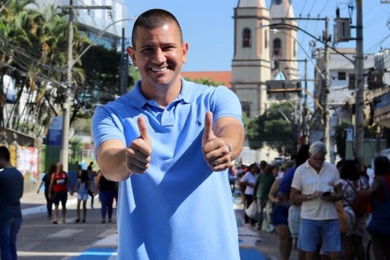 Alerj quer antecipar eleição do novo presidente para sexta (27); base afirma que Douglas Ruas é o favorito