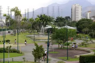 Vereadores analisam projeto espinhoso que libera a concessão de parques e praças públicas à iniciativa privada