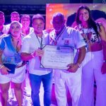 Instituto Cultural Candonga recebe Medalha Pedro Ernesto na Sapucaí