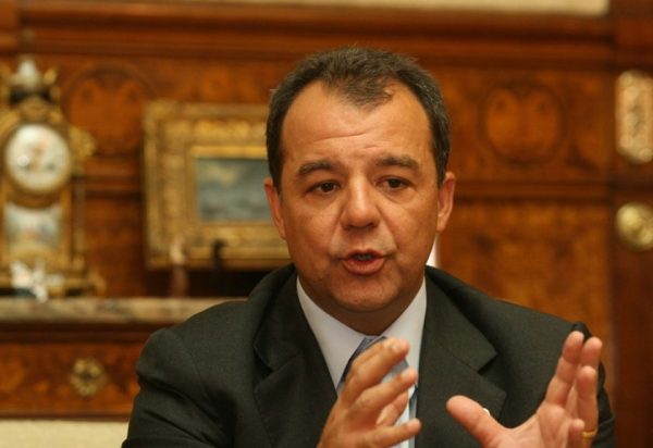 PF revela que Sérgio Cabral pediu ajuda a Bacellar para adiar processo na Justiça