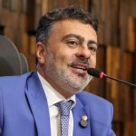 Deputado Vitor Junior entrega a liderança do PDT na Alerj