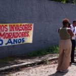 Membros das comissões do ministério e da Câmara visitaram as áreas reivindicadas pela Aeronáutica, na Ilha do Governador.