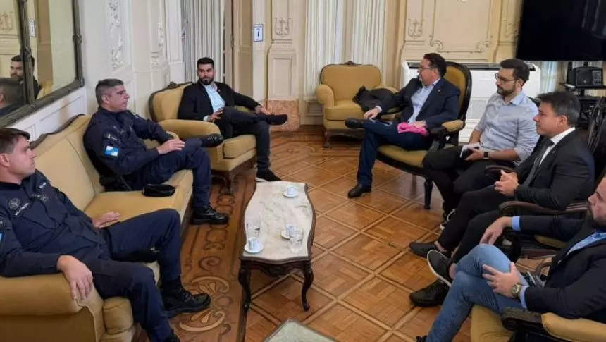 Câmara do Rio pede choque de ordem na Cinelândia devido ao aumento de assaltos