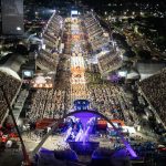 O Sambódromo da Sapucaí foi palco do primeiro dia de desfiles das escolas do Grupo Especial