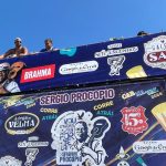 O carro de som do bloco Corre Atrás