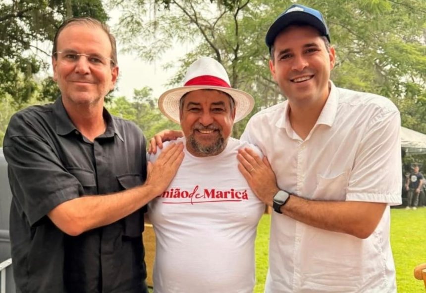 Eduardo Paes, Washington Quaquá e Eduardo Cavaliere no encontro promovido pelo prefeito do Rio, em Itaipava, na Quarta-Feira de Cinzas