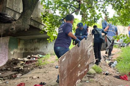 Agentes da Seop e da Subprefeitura atuam em ponto que servia de abrigo para pessoas em situação de rua