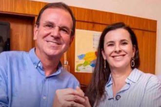 Eduardo Paes e Jane Reis, no dia do anúncio da vice