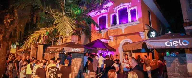 Marca do Bar Bukowski, ‘casa do rock’ em Botafogo, vai a leilão por R$ 400 mil após dívida trabalhista 62 Entrada do Bar Bukowski