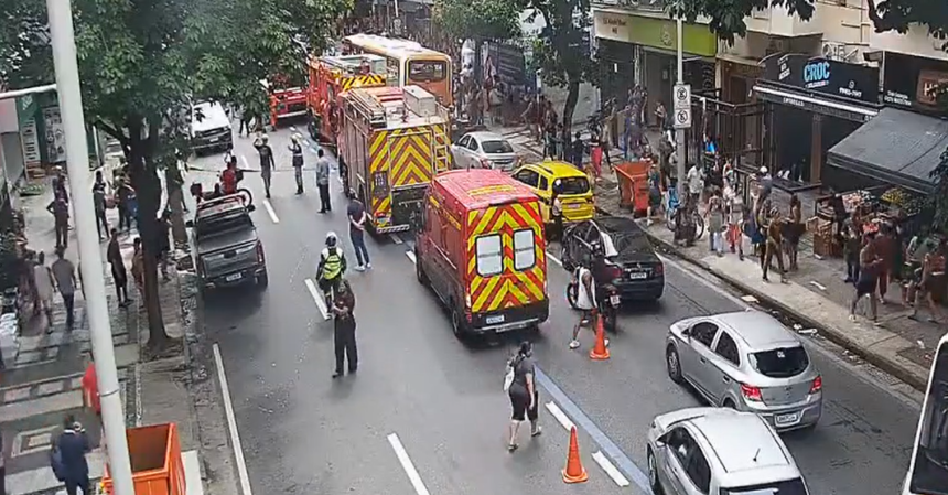 Av. Nossa Senhora de Copacabana parcialmente interditada