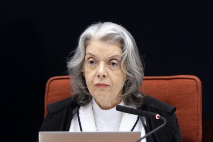 carmem lucia vota marielle