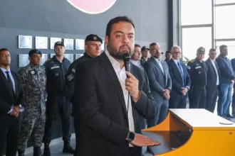 Governador Cláudio Castro assinou medida que amplia segurança de ex-governadores do Rio