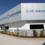 Fachada da unidade do Detran-RJ na Barra da Tijua
