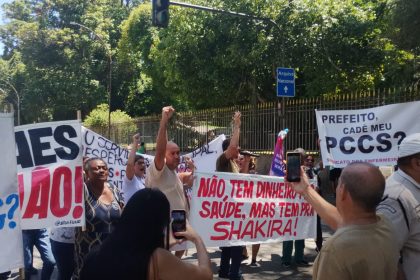 Profissionais de saúde da família em greve no Rio