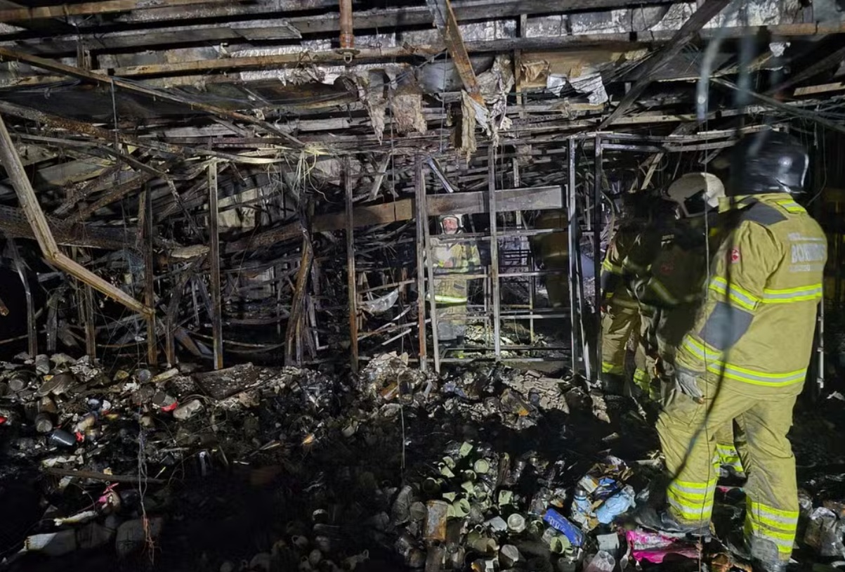 Incêndio no Shopping Tijuca: Polícia Civil indicia cinco e aponta falhas de segurança como causas das mortes de brigadistas