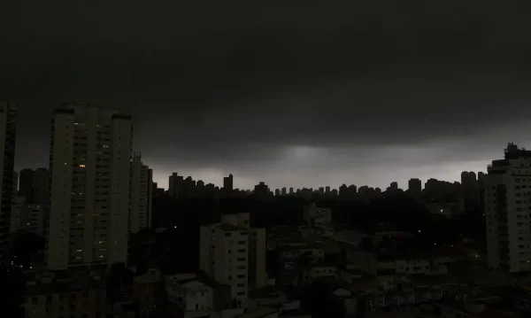 Prepare o guarda-chuva: previsão do tempo aponta clima instável e alerta de chuva forte no Rio