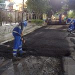 Servidores da Seconserva aplicam asfalto em vias do Centro e da Zona Oeste