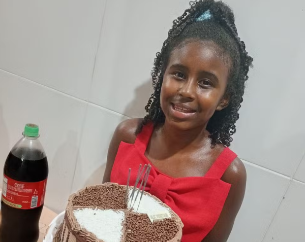Justiça determina prisão preventiva de acusado pela morte de menina de 10 anos em Belford Roxo 51 Sophia Loren Soares Camilo, menina de 10 anos morta após ser baleada em Belford Roxo