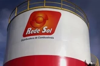 Tanque de combustível da Rede Sol, uma das empresas que venceu a licitação dos combustíveis de ônibus do Rio