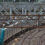 Trilho de trem da Supervia, tema de representação da Secretaria do TCE-RJ