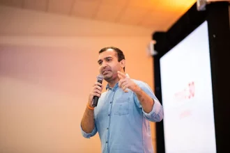 Novo à deriva no Rio: diretório nacional retira presidente estadual do comando em meio à debandada no partido