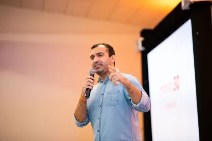 Novo à deriva no Rio: diretório nacional retira presidente estadual do comando em meio à debandada no partido