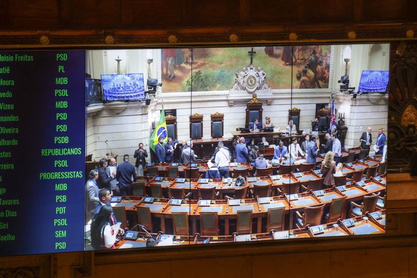 Fim da escala 6x1 em contratos da prefeitura entra em debate na Câmara do Rio