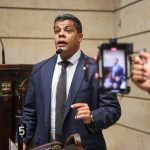 Justiça rejeita ação de líder do PL contra vereador do PT por acusações na Câmara do Rio