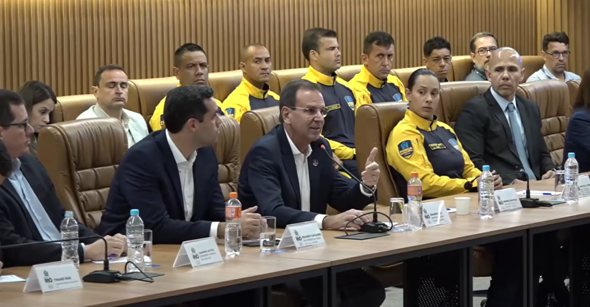 Coletiva de Paes sobre Força Municipal