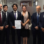 PSD denuncia à PGR, em Brasília, uso da Polícia Civil 'como arma política' na prisão de Salvino Oliveira