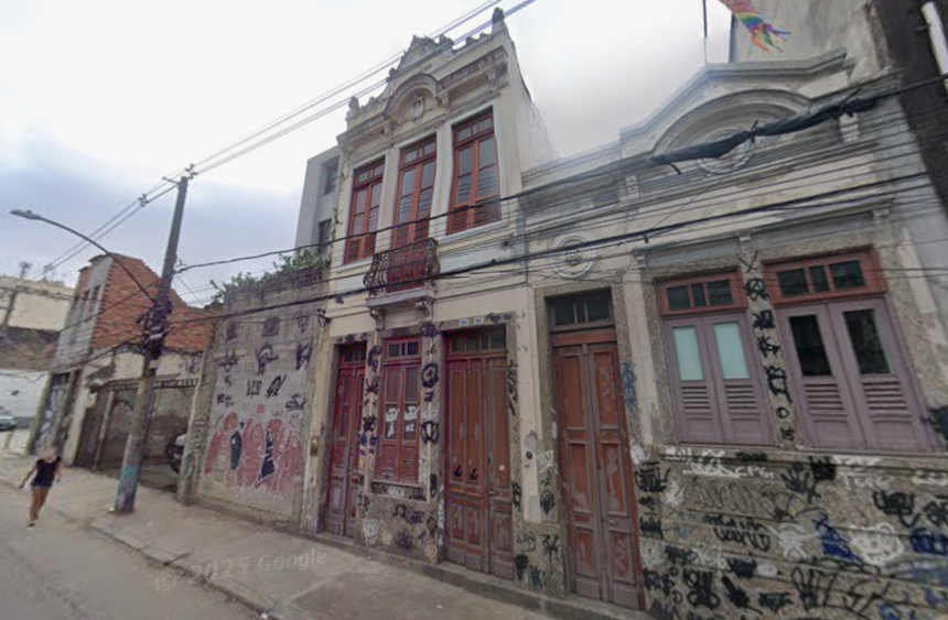 Casarão histórico na Rua do Livramento