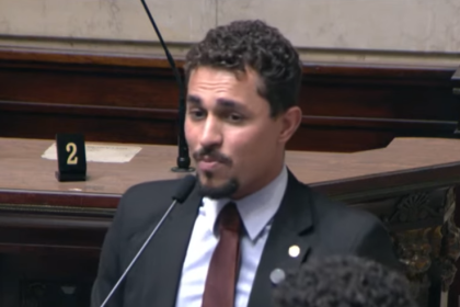 Salvino Oliveira fala pela primeira vez na Câmara do Rio desde a sua prisão: 'minha inocência será provada'