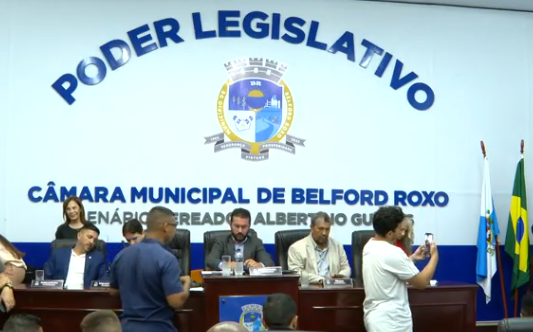 Câmara de Belford Roxo marca nova eleição para a presidência após STF barrar mandato de Markinho Gandra