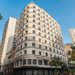 Prédio que vai virar residencial na Rua Uruguaiana