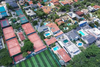 Condomínio Novo Leblon, na Barra da Tijuca, onde fica imóvel deixado pelo "Rei das Quentinhas"