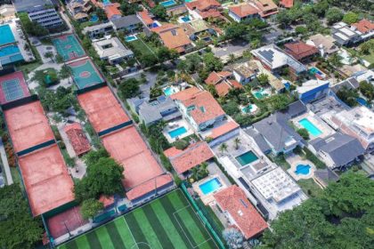 Condomínio Novo Leblon, na Barra da Tijuca, onde fica imóvel deixado pelo "Rei das Quentinhas"