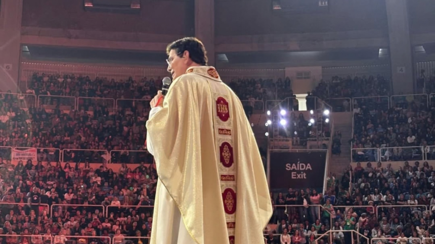Maracanãzinho recebe segunda edição do ‘CelebraRio’ com padre Reginaldo Manzotti