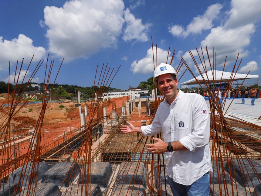 Prefeito Eduardo Cavaliere inicia mandato nas obras do BRT na Zona Oeste e promete seguir no caminho de Paes