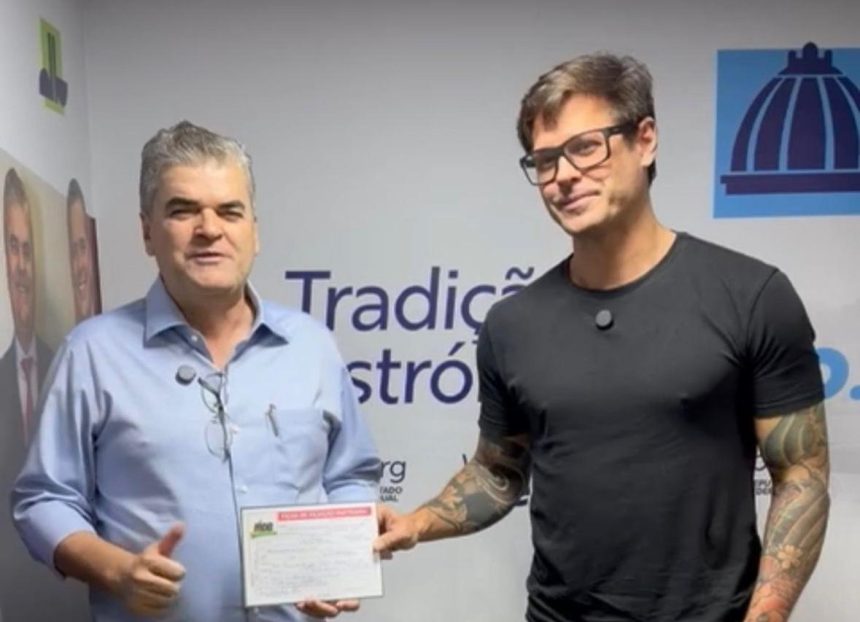 Dado Dolabella se filia ao MDB para ser candidato a deputado federal