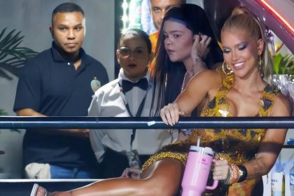 Virgínia Fonseca, a rainha de bateria da Acadêmicos do Grande Rio, no Camarote Arpoador