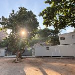Contêineres da Comlurb na Praça Garota de Ipanem