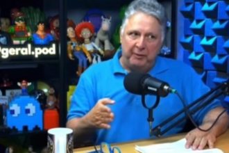 O ex-governador Anthony Garotinho no podcast GeralPod, onde fez declarações sobre a primeira-dama Analine Castro