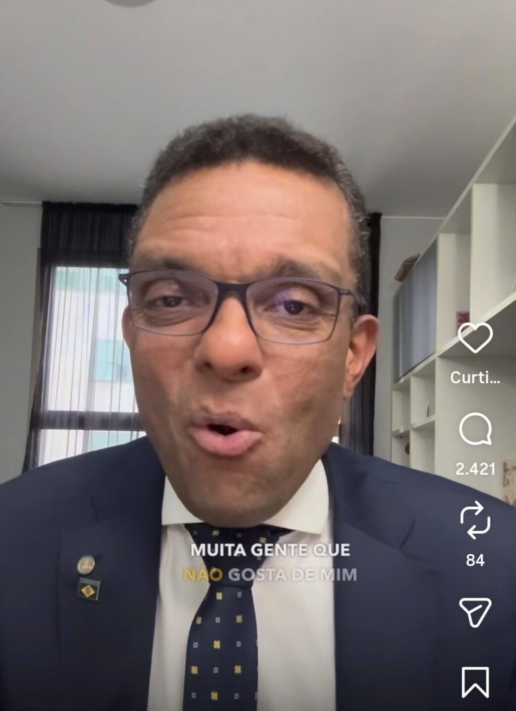 Acusado por líder do PL, Otoni de Paula desmente que tenha dado voto decisivo em Erika Hilton e chama de 'fake news' a treta entre evangélicos 63 WhatsApp Image 2026 03 15 at 14.53.20