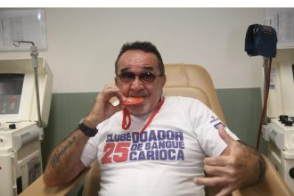 O segurança pode ter salvado 164 pessoas ao longo do tempo em que saiu de casa, em Anchieta, desceu na Central do Brasil e caminhou até o Hemorio.