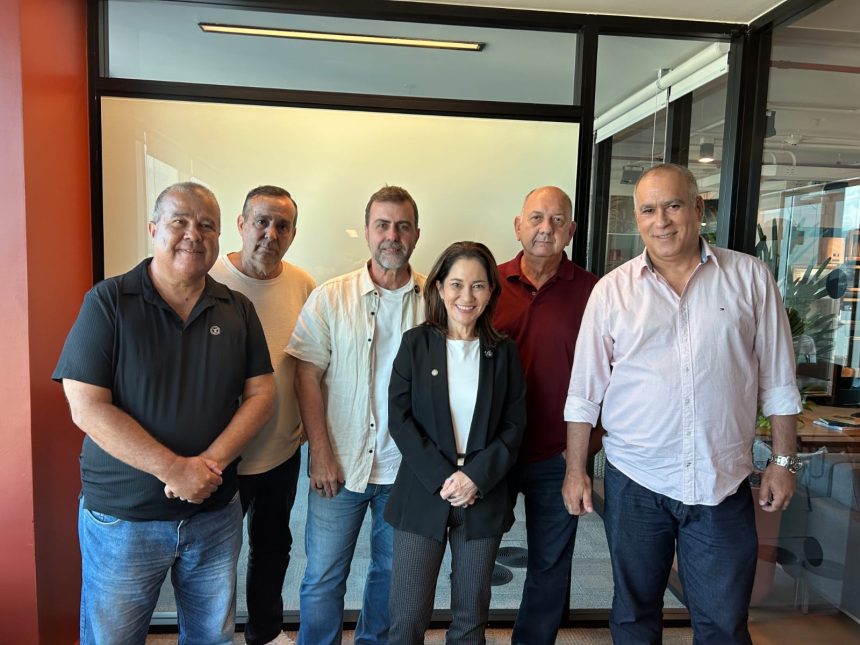 As lideranças também pressionam pelo pagamento do RGA (Reajuste Geral Anual), mecanismo de recomposição salarial com base na inflação.