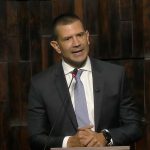 Douglas Ruas no plenário da Alerj