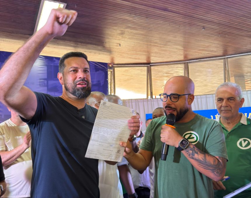 Leonardo Picciani se filia ao PV