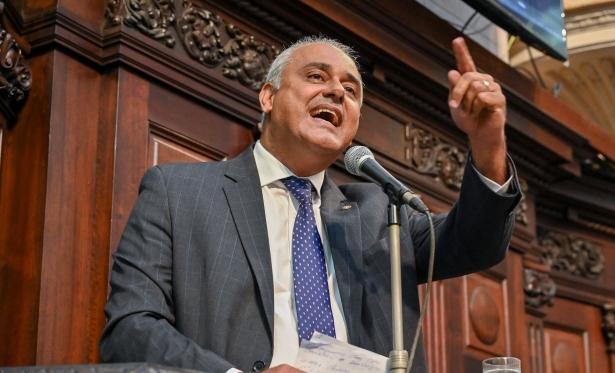 O secretário estadual de Governo, Jair Bittencourt